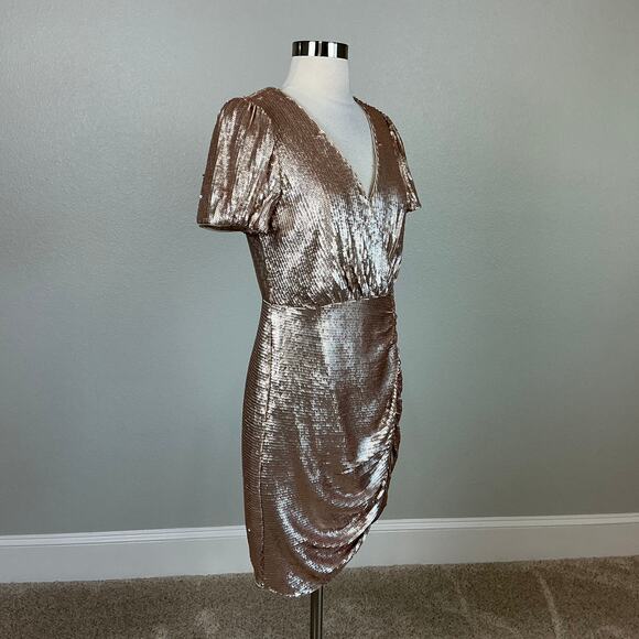 Aidan Mattox Gold Sequined Cocktail Dress Size 8 Short Sleeve Mini Sheath - Picture 3 of 14